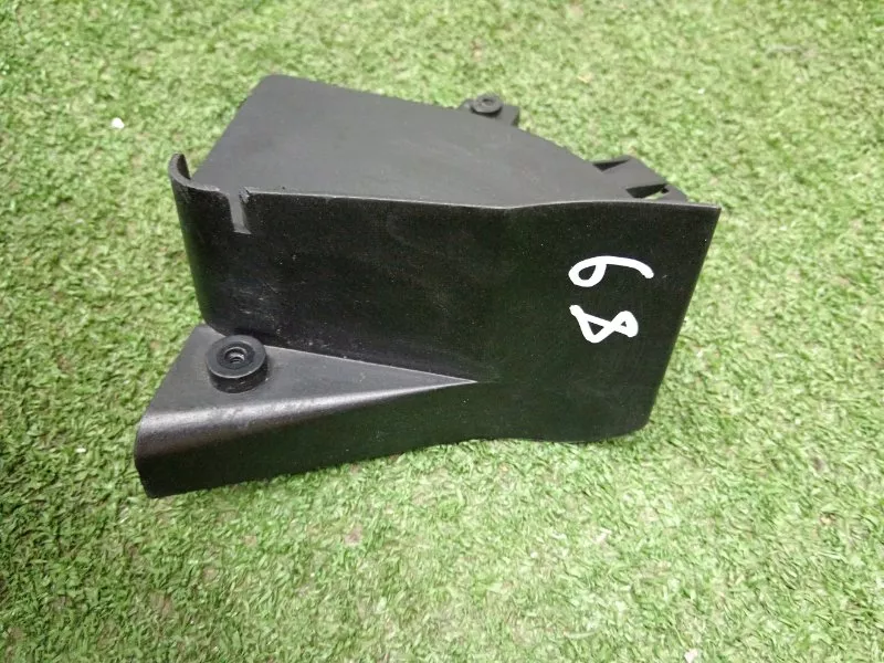 Накладка замка багажника