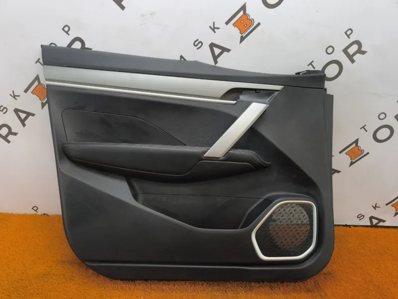 Обшивка двери