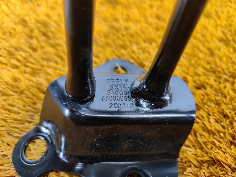 Крепление сиденья