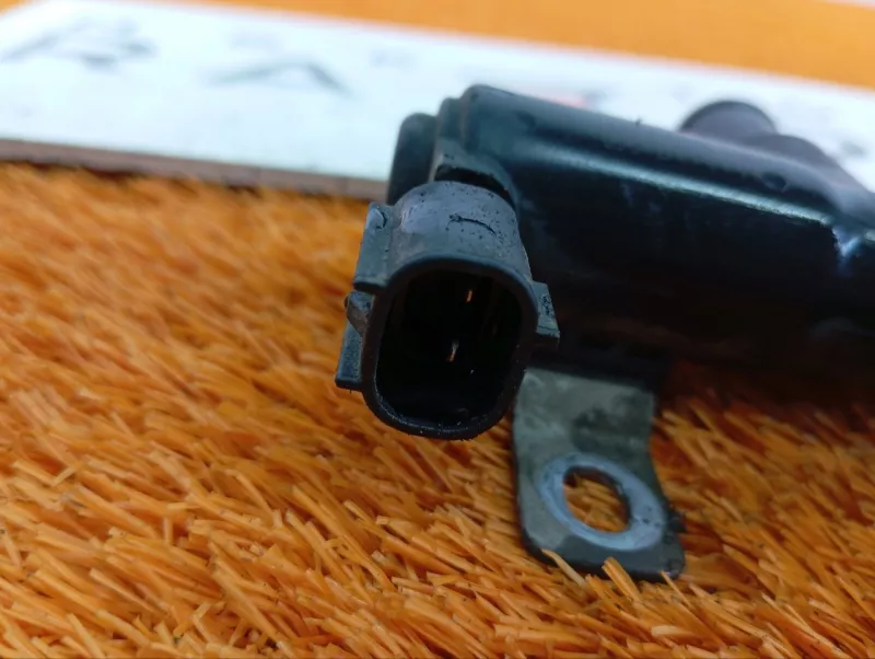 Клапан вентиляции топливного бака