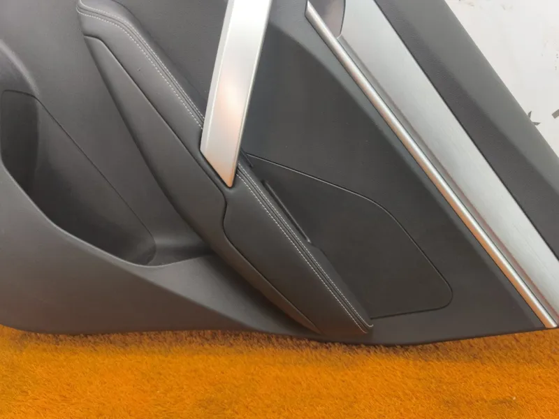 Обшивка двери