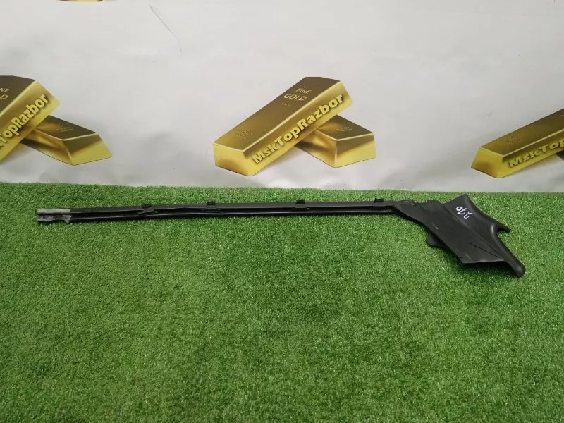 Молдинг стекла