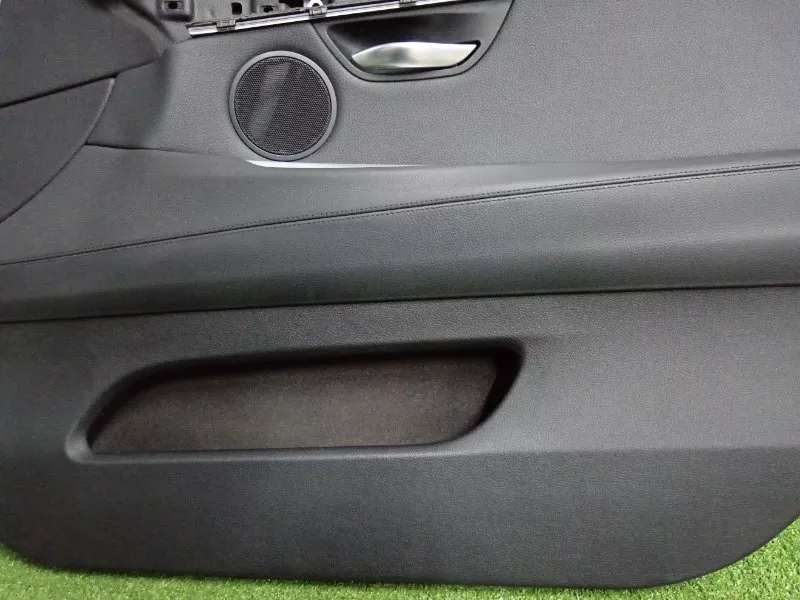 Обшивка двери BMW 5-Series 2010 51417260632 F07, передняя правая