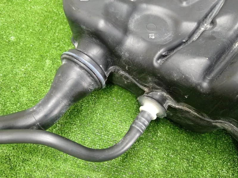 Бак топливный