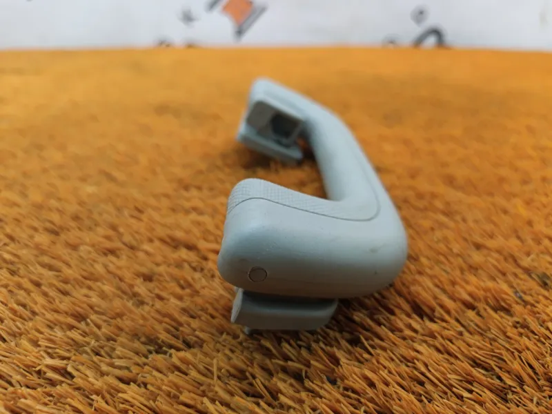 Ручка потолка