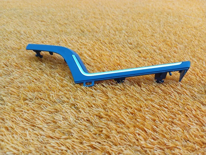 Накладка торпедо декоративная