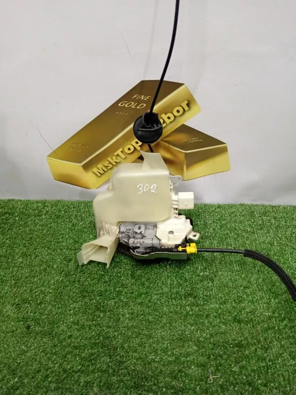 Замок двери