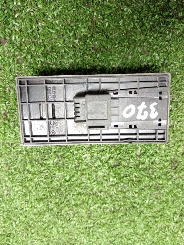 Блок управления стеклоподъемниками