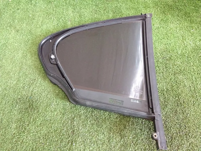 Форточка двери