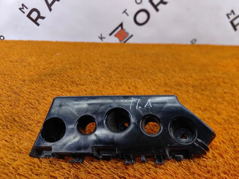 Кронштейн бампера