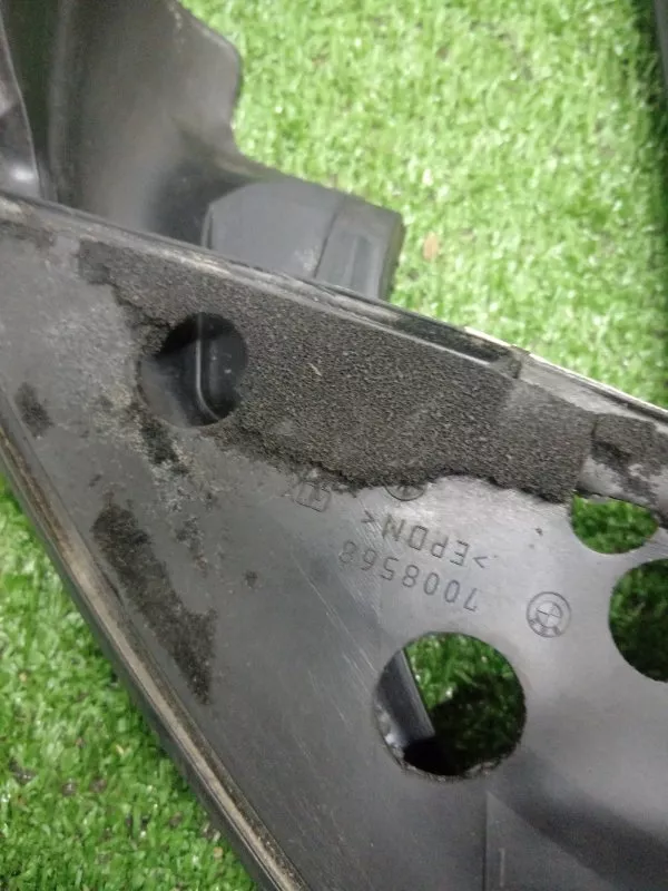 Уплотнитель стекла двери