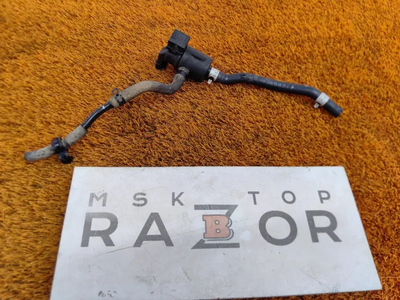 Клапан паров бензина