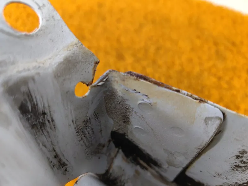 Усилитель бампера