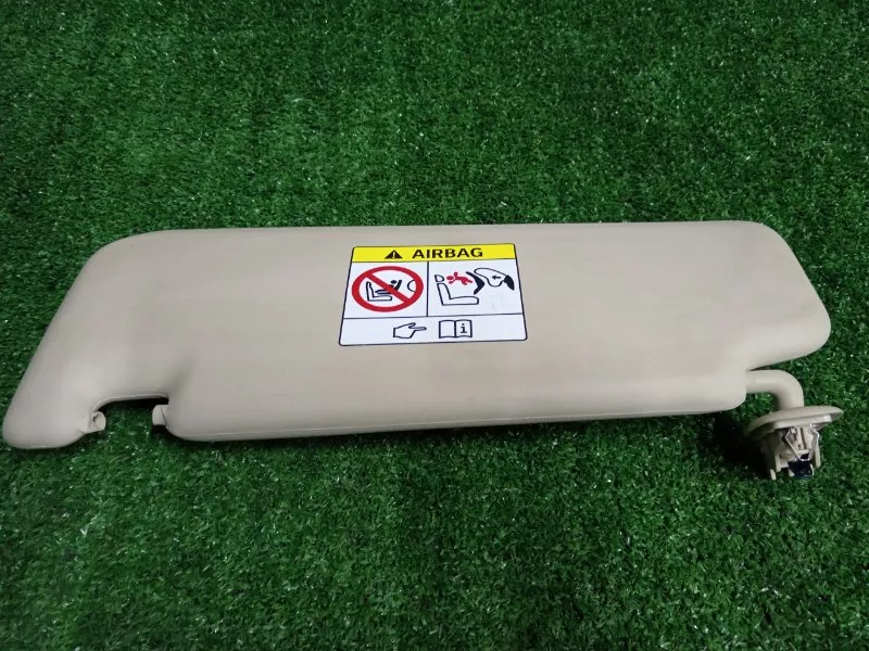 Козырек солнцезащитный