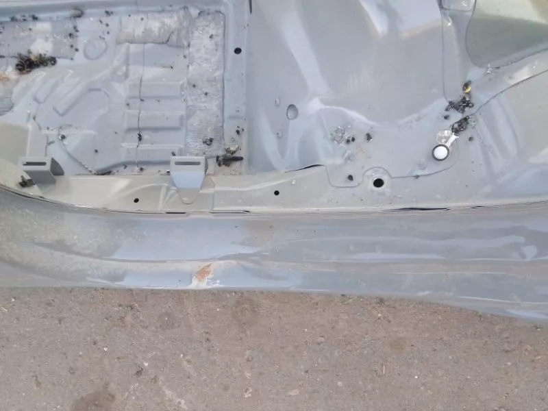 Порог с центральной стойкой