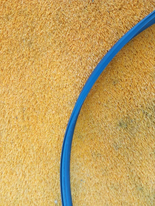 Уплотнитель стекла двери