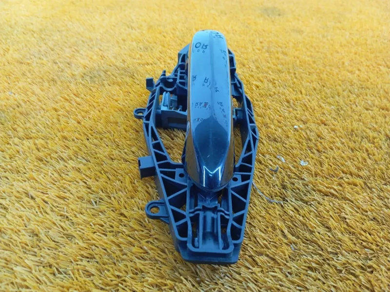 Ручка двери наружняя