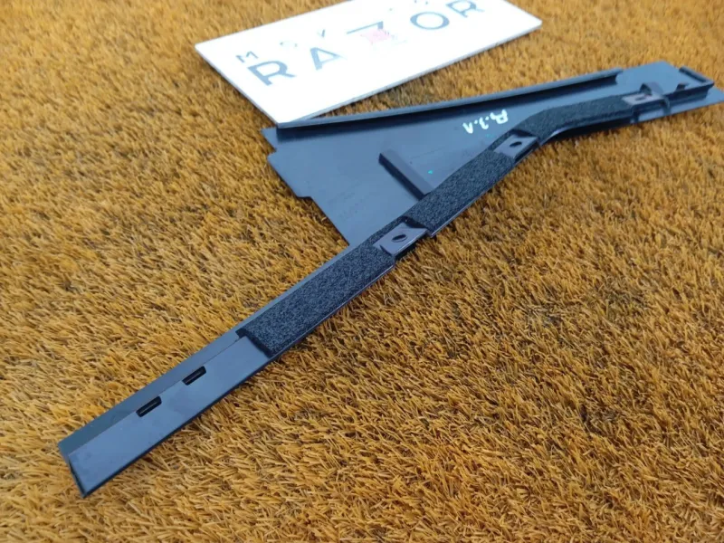 Молдинг двери