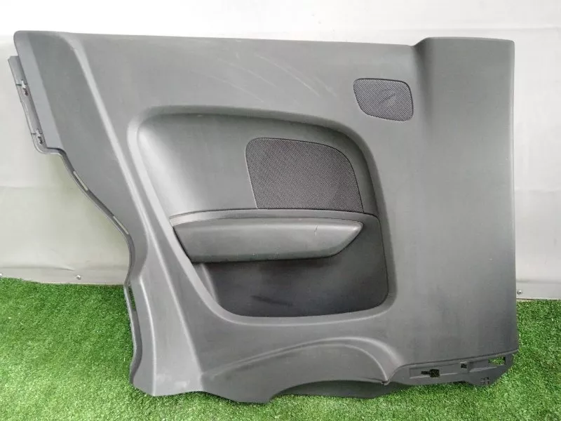 Накладка на стойку кузова