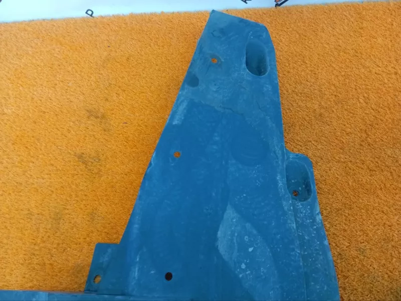 Защита днища кузова