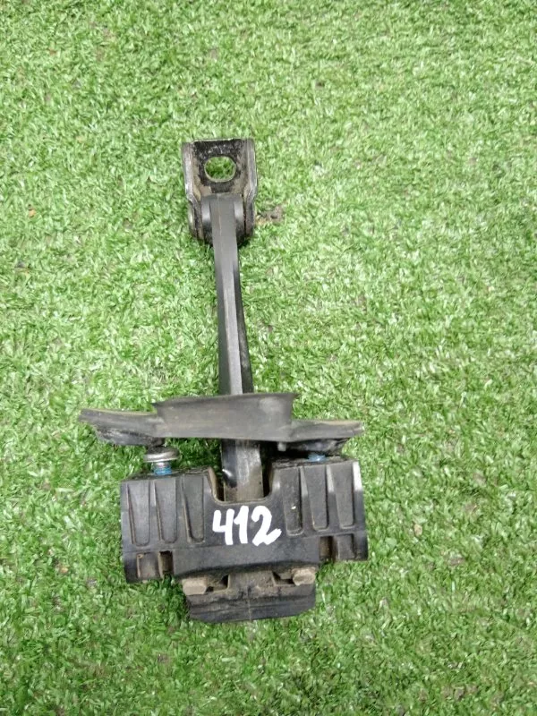 Ограничитель двери