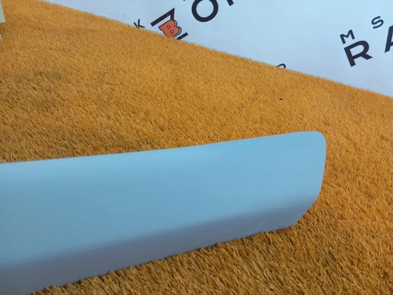 Накладка на стойку кузова