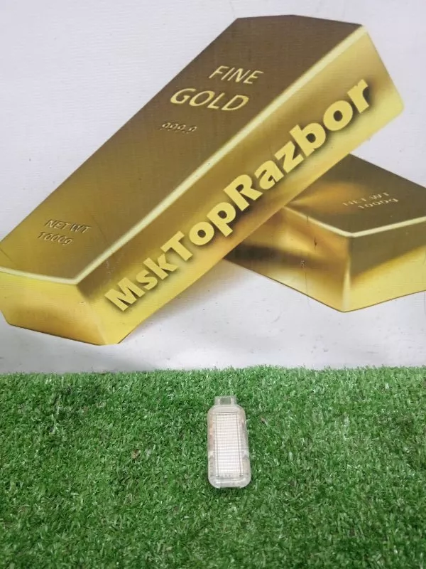 Плафон подсветки двери