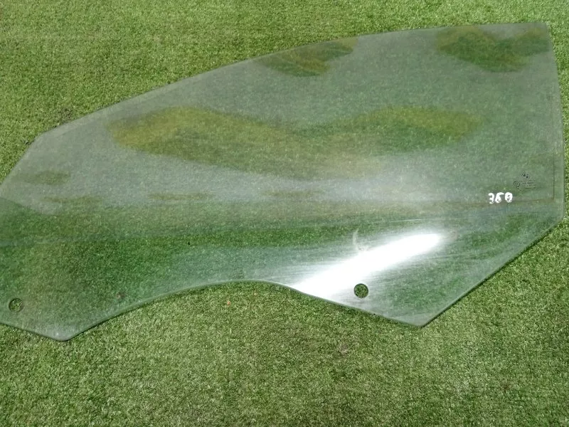 Стекло двери BMW 5-Series 2012 51337182109 F10, переднее левое