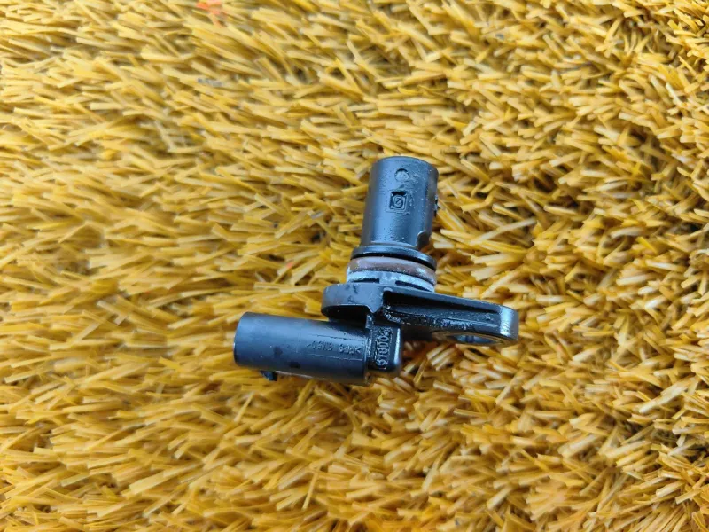 Датчик положения распредвала