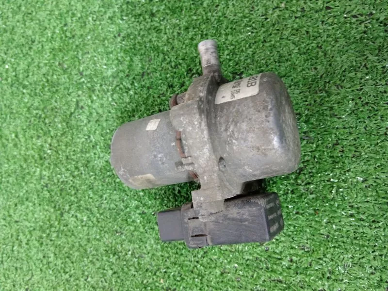 Насос вакуумный