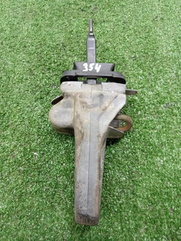 Ограничитель двери