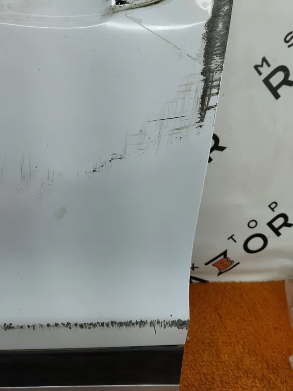 Дверь
