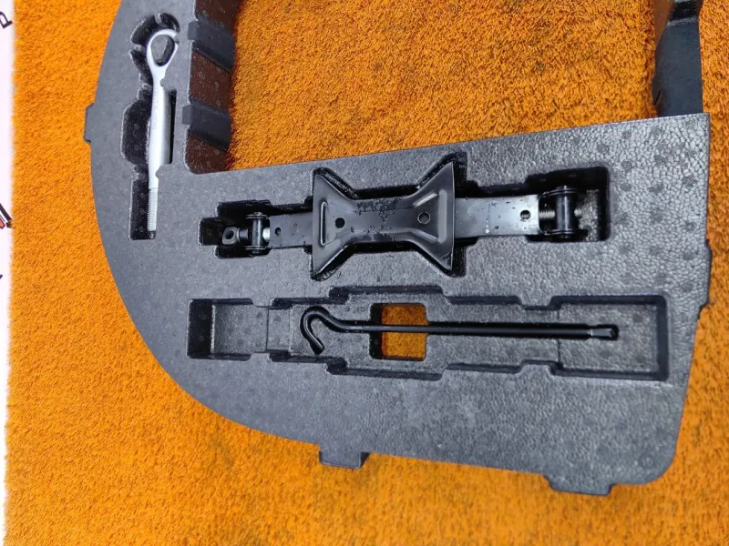 Ящик для инструментов