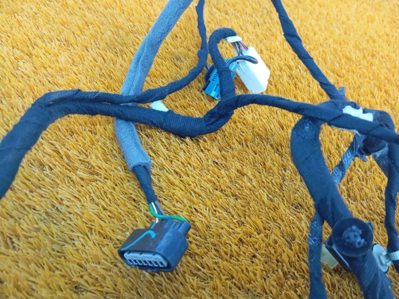 Проводка двери