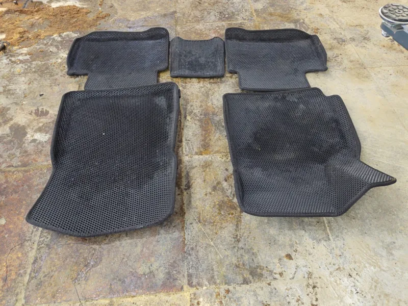 Коврики салона
