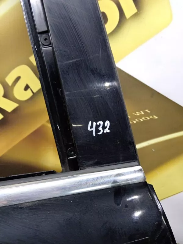 Дверь Audi A4 2008 8K9833052D B8, задняя правая