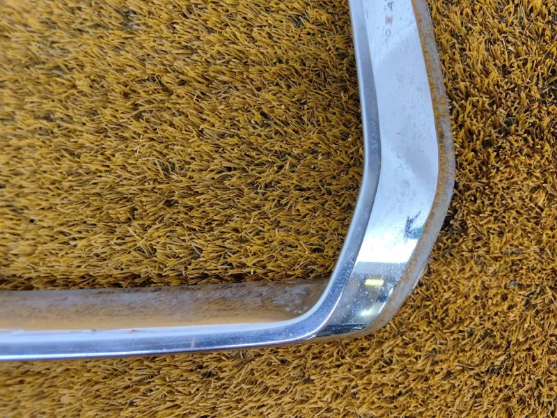 Молдинг бампера