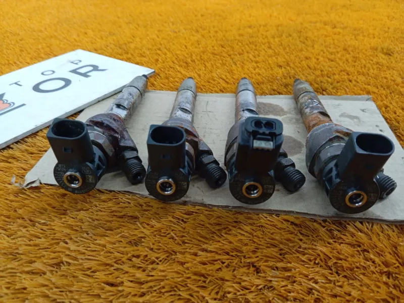 Форсунка топливная BMW X3 2018 8514148 G01 B47