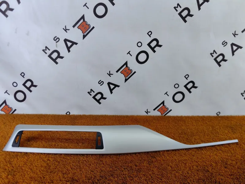 Декоративная накладка торпедо