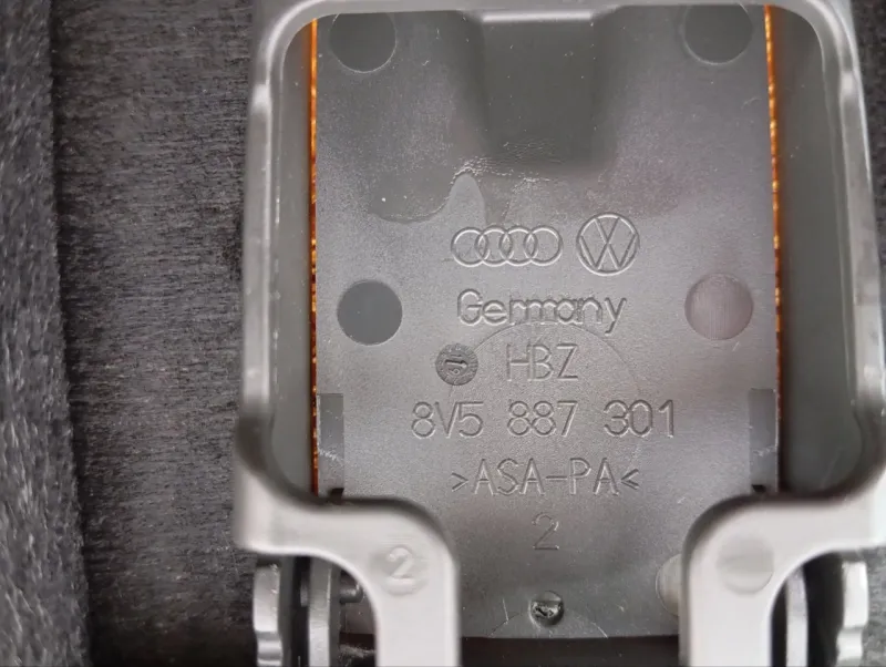 Полка багажника