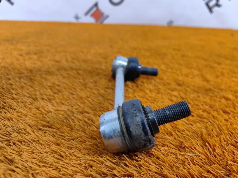 Стойка стабилизатора