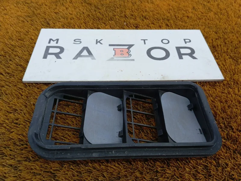 Решетка вентиляционная