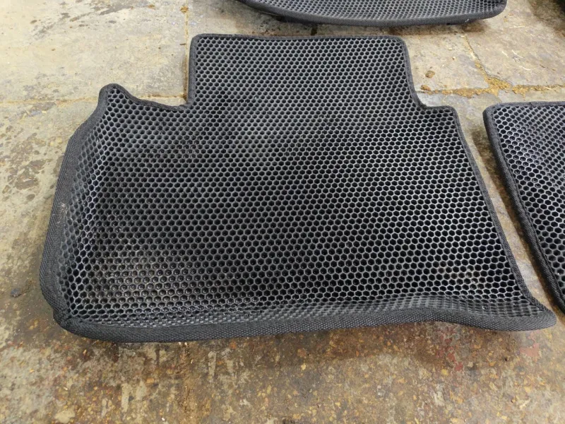 Коврики салона