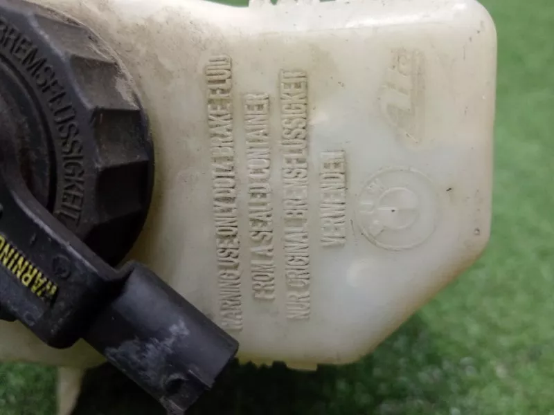 Главный тормозной цилиндр