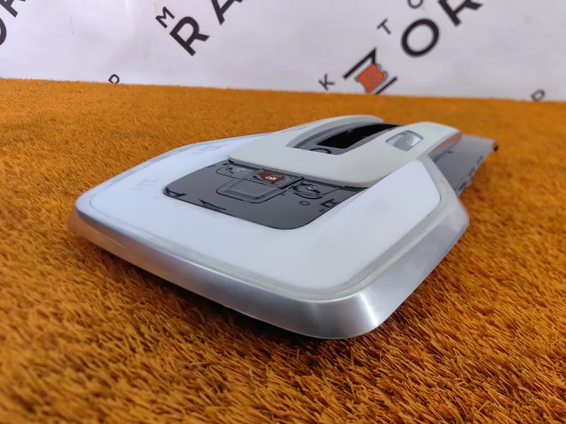 Плафон салона