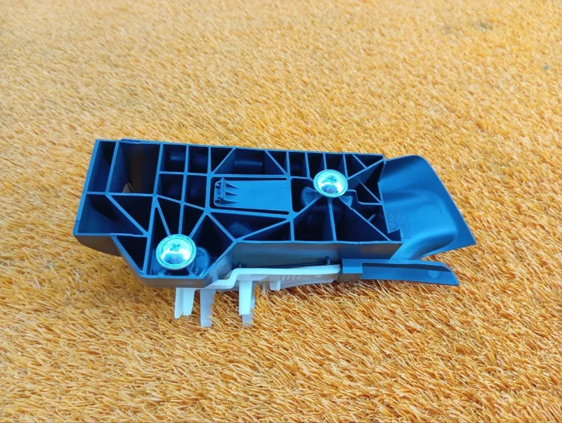 Направляющая ремня безопасности