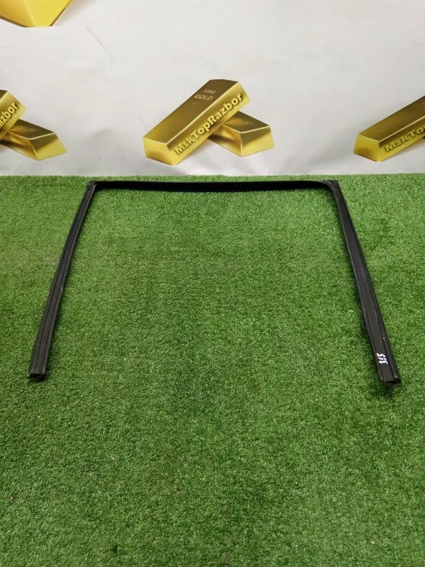 Уплотнитель стекла двери