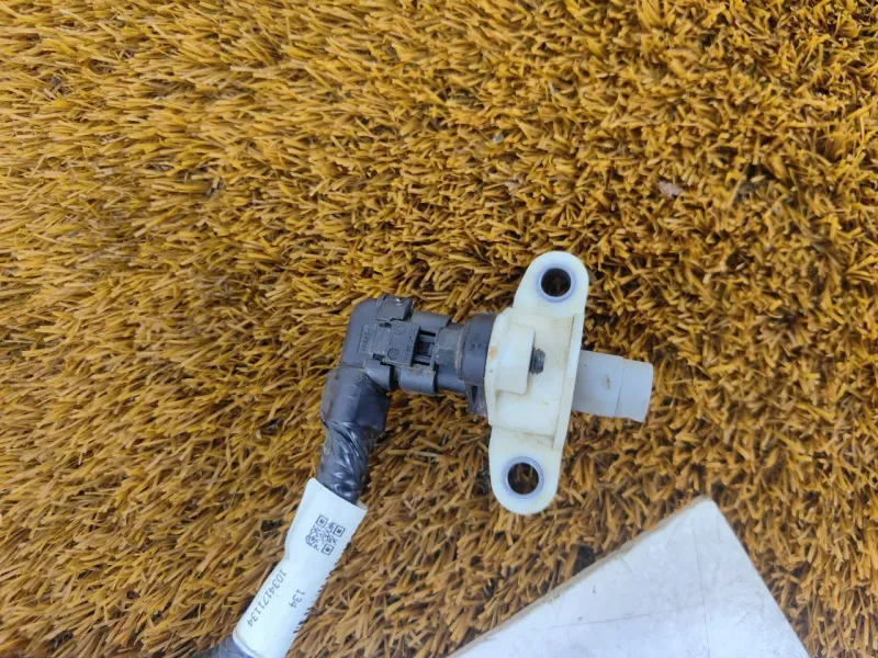 Датчик положения коленвала