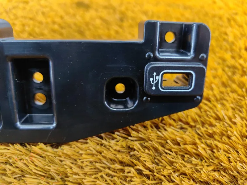 Накладка центральной консоли