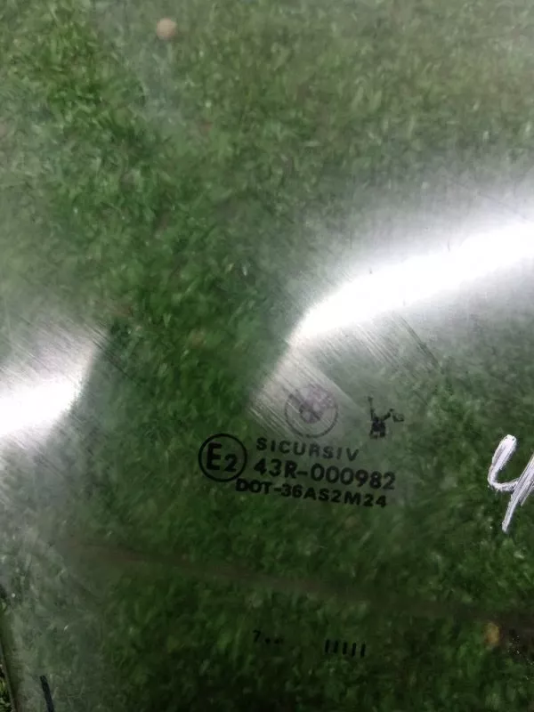 Стекло двери BMW 5-Series 1998 51328159170 E39, переднее правое